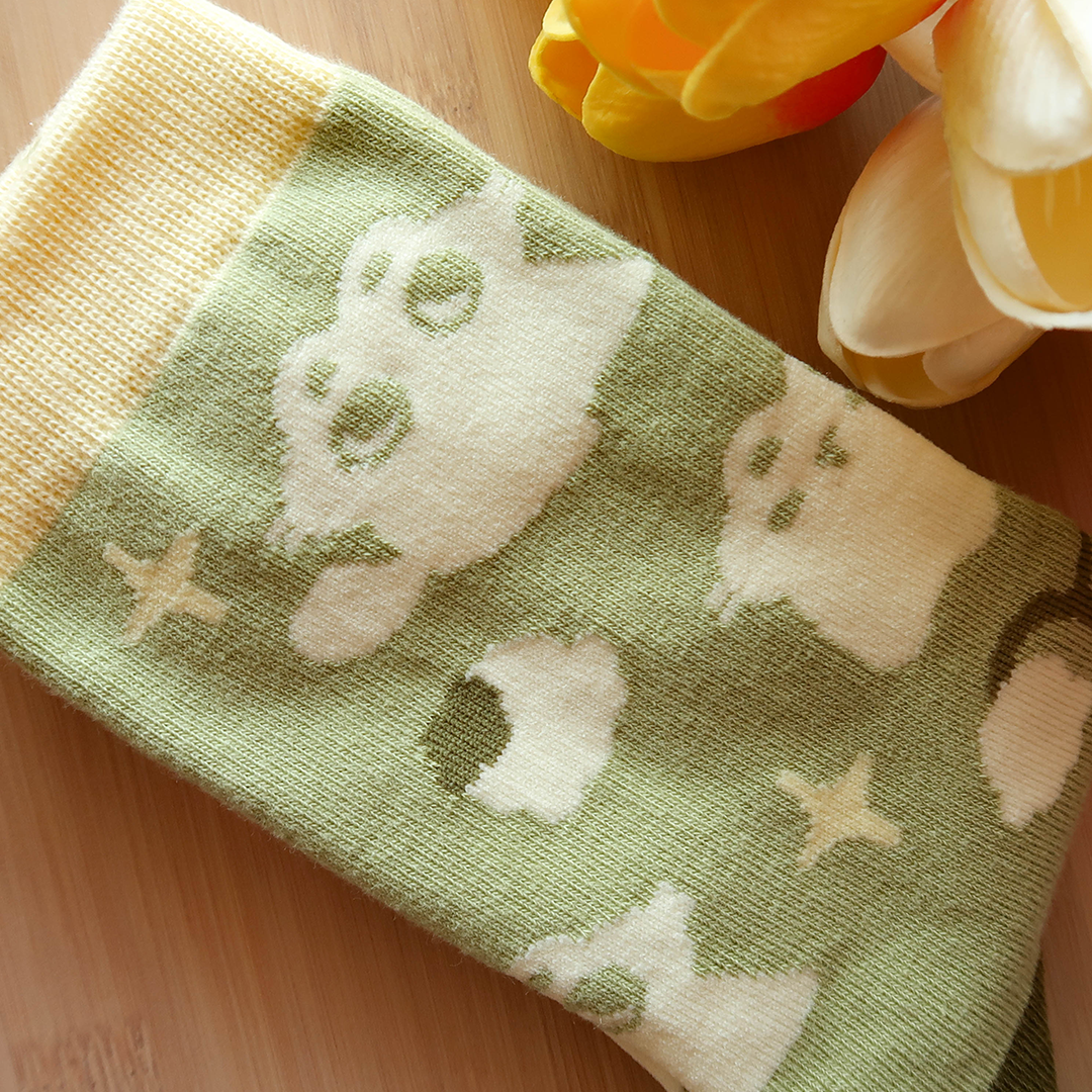 Lily of the Valley Cats Socks